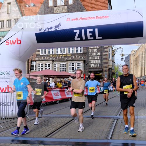 13.09.2026 - 21. swb-Marathon Bremen Tim E. http://msf.ph/oto/10313350 13.09.2026 10:54:36 Ziel 10359, 10503, 10577, 10631, 10749, 10837, 10884, 10996, 11099, 11118, 11329, 11361, 11476, 11765, 11843, 11989, 11998, 12265, 12328 meine-sportfotos.de