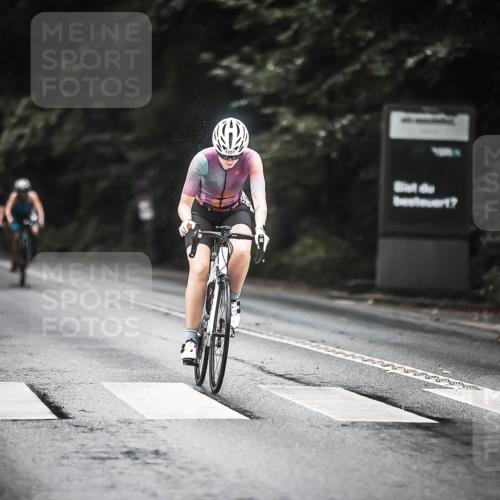 13.09.2026 - Stadtparktriathlon H.Heesch http://msf.ph/oto/10313356 13.09.2026 12:55:11 Radfahren 1076, 1218, 1245, 1251, 1261, 1376 meine-sportfotos.de