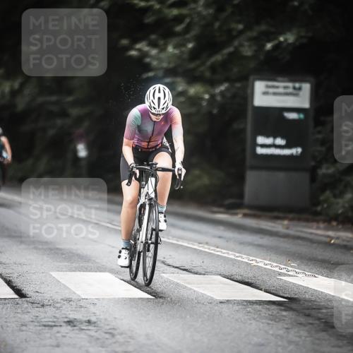 13.09.2026 - Stadtparktriathlon H.Heesch http://msf.ph/oto/10313361 13.09.2026 12:55:11 Radfahren 1076, 1218, 1245, 1251, 1261, 1376 meine-sportfotos.de
