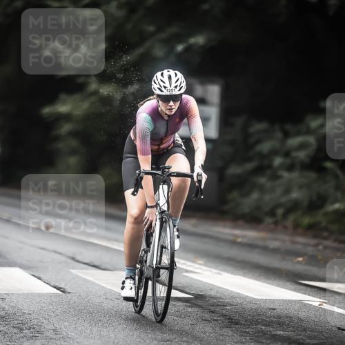 13.09.2026 - Stadtparktriathlon H.Heesch http://msf.ph/oto/10313387 13.09.2026 12:55:12 Radfahren 1072, 1076, 1218, 1251, 1376, 1405 meine-sportfotos.de