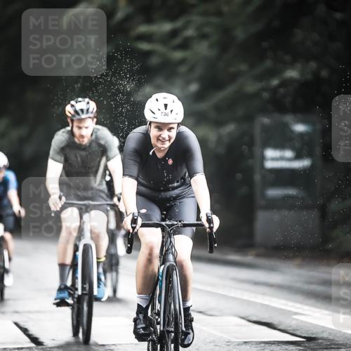 13.09.2026 - Stadtparktriathlon H.Heesch http://msf.ph/oto/10313437 13.09.2026 11:47:46 Radfahren 736, 740, 776, 779, 818, 831, 856, 865, 873, 885, 948 meine-sportfotos.de