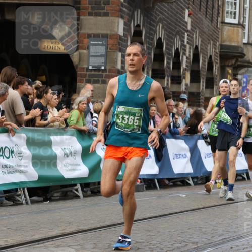 13.09.2026 - 21. swb-Marathon Bremen Strokosch-Dieckow http://msf.ph/oto/10313482 13.09.2026 13:05:21 Ziel 1336, 1822, 2297, 3196, 4729, 5674, 6708, 7538, 8054, 9306, 9495, 13187, 439, 3242, 3271, 5092, 5199, 5725, 6579, 7141 meine-sportfotos.de