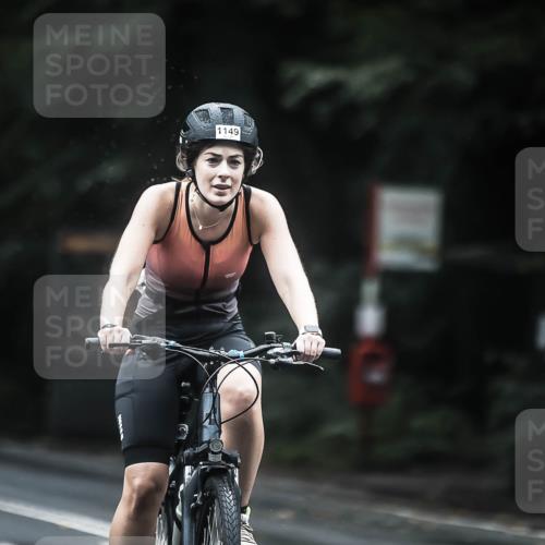 13.09.2026 - Stadtparktriathlon H.Heesch http://msf.ph/oto/10313511 13.09.2026 12:55:27 Radfahren 1098, 1149, 1269 meine-sportfotos.de