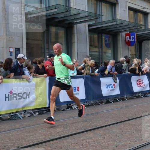13.09.2026 - 21. swb-Marathon Bremen Strokosch-Dieckow http://msf.ph/oto/10313537 13.09.2026 13:15:25 Ziel 982, 1033, 1445, 2733, 3119, 3346, 3422, 3536, 3689, 3836, 3991, 4212, 4573, 4653, 5474, 5533, 5588, 6162, 6481, 6515, 7203, 7992, 9029, 9122, 9391, 9475, 9777, 13149, 13249, 1664, 3357, 3743, 4111, 4382, 4646, 4663, 4992, 5003, 5149, 5385, 6011, 6351, 6526, 6773, 6902, 7291, 7346, 7432, 7497, 7515, 7717, 7730, 8086, 8254, 8255, 9253, 9338, 9363, 9483, 13137, 13139 meine-sportfotos.de