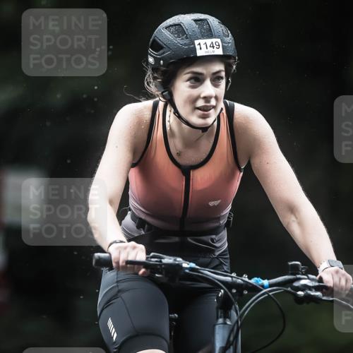 13.09.2026 - Stadtparktriathlon H.Heesch http://msf.ph/oto/10313542 13.09.2026 12:55:27 Radfahren 1098, 1149, 1269 meine-sportfotos.de