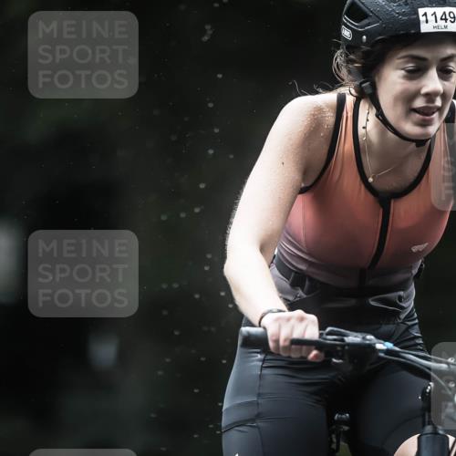13.09.2026 - Stadtparktriathlon H.Heesch http://msf.ph/oto/10313545 13.09.2026 12:55:27 Radfahren 1098, 1149, 1269 meine-sportfotos.de