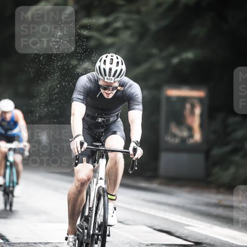 13.09.2026 - Stadtparktriathlon H.Heesch http://msf.ph/oto/10313552 13.09.2026 11:47:55 Radfahren 772, 856, 857, 858, 925 meine-sportfotos.de