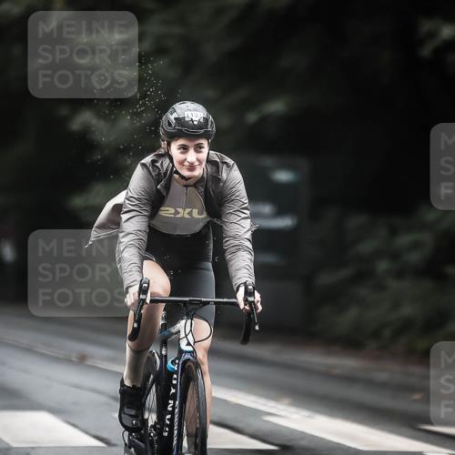 13.09.2026 - Stadtparktriathlon H.Heesch http://msf.ph/oto/10313559 13.09.2026 12:55:35 Radfahren 1133, 1235 meine-sportfotos.de