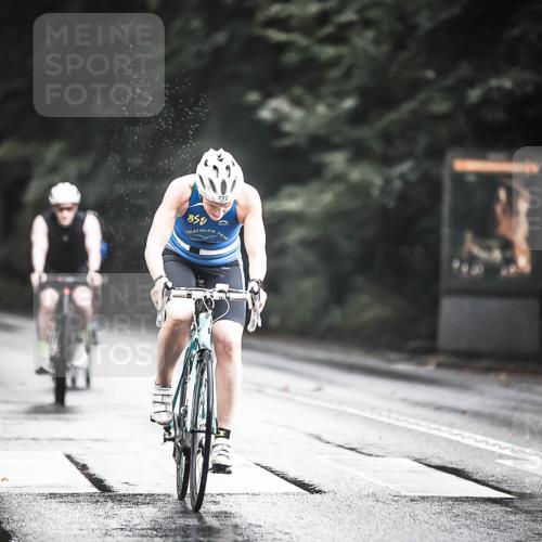 13.09.2026 - Stadtparktriathlon H.Heesch http://msf.ph/oto/10313579 13.09.2026 11:47:57 Radfahren 772, 857, 858, 925 meine-sportfotos.de