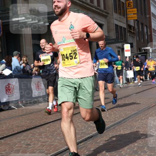 13.09.2026 - 21. swb-Marathon Bremen Strokosch-Dieckow http://msf.ph/oto/10313599 13.09.2026 10:56:14 Ziel 10184, 10211, 10240, 10322, 10356, 10372, 10486, 10540, 10670, 10675, 10721, 10771, 10824, 10844, 10888, 10936, 11064, 11069, 11256, 11317, 11349, 11407, 11474, 11601, 11795, 11844, 11855, 11871, 11911, 11996, 12543, 10246, 10298, 10365, 10443, 10670, 10690, 10699, 10703, 10949, 10957, 10960, 11219, 11280, 11570, 11693, 11782, 11790, 11972, 12061, 12452, 12476, 12484, 13565 meine-sportfotos.de