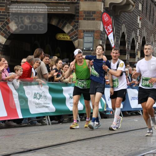 13.09.2026 - 21. swb-Marathon Bremen Strokosch-Dieckow http://msf.ph/oto/10313637 13.09.2026 13:05:24 Ziel 1336, 1822, 2297, 3196, 4729, 6708, 7102, 9495, 1301, 1562, 3242, 3271, 5199, 5725, 6579, 7141 meine-sportfotos.de