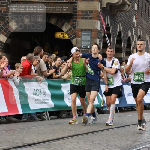 13.09.2026 - 21. swb-Marathon Bremen Strokosch-Dieckow http://msf.ph/oto/10313655 13.09.2026 13:05:24 Ziel 1336, 1822, 2297, 3196, 4729, 6708, 7102, 9495, 1301, 1562, 3242, 3271, 5199, 5725, 6579, 7141 meine-sportfotos.de