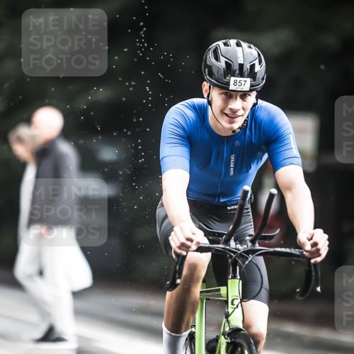 13.09.2026 - Stadtparktriathlon H.Heesch http://msf.ph/oto/10313670 13.09.2026 11:48:00 Radfahren 772, 857, 858, 925 meine-sportfotos.de