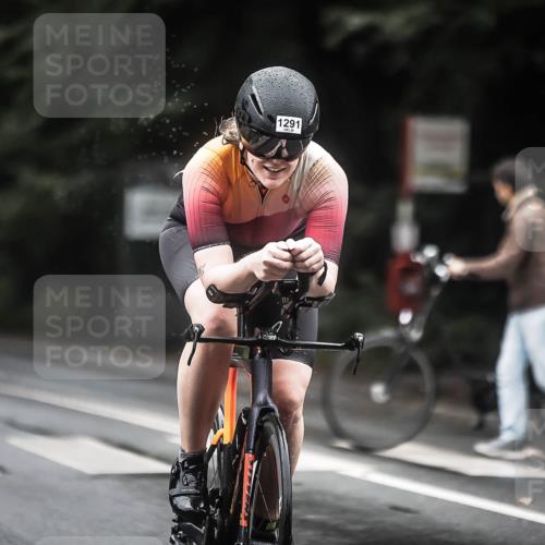 13.09.2026 - Stadtparktriathlon H.Heesch http://msf.ph/oto/10313735 13.09.2026 12:56:07 Radfahren 1200, 1234, 1291, 1297 meine-sportfotos.de