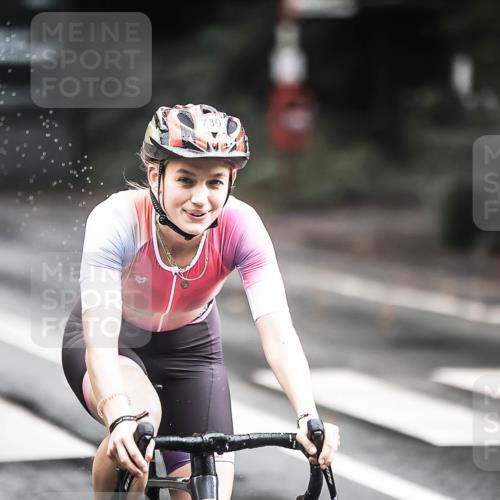 13.09.2026 - Stadtparktriathlon H.Heesch http://msf.ph/oto/10313736 13.09.2026 11:48:19 Radfahren 739, 781, 891, 897 meine-sportfotos.de