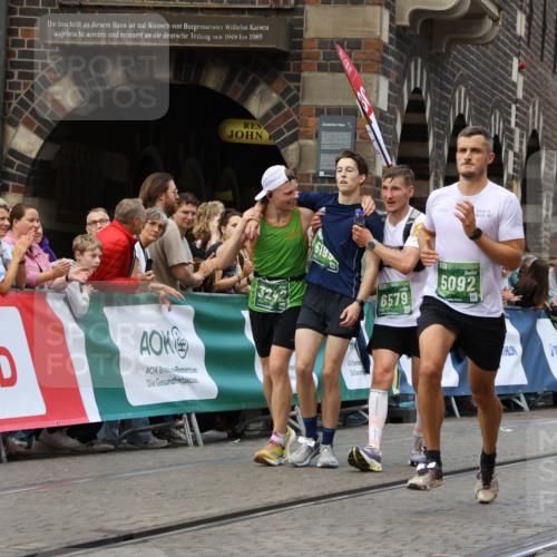 13.09.2026 - 21. swb-Marathon Bremen Strokosch-Dieckow http://msf.ph/oto/10313739 13.09.2026 13:05:24 Ziel 1336, 1822, 2297, 3196, 4729, 6708, 7102, 9495, 1301, 1562, 3242, 3271, 5199, 5725, 6579, 7141 meine-sportfotos.de