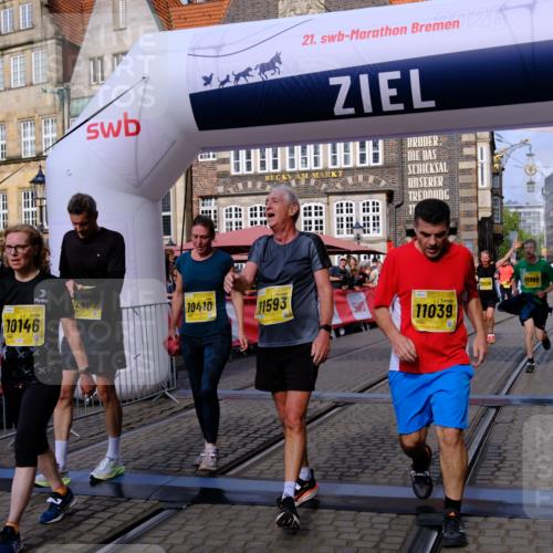 13.09.2026 - 21. swb-Marathon Bremen Tim E. http://msf.ph/oto/10313767 13.09.2026 10:54:49 Ziel 10067, 10146, 10410, 10503, 10608, 10631, 10704, 10765, 10837, 10884, 11039, 11389, 11593, 11874, 12038, 12265, 12328, 12467, 12519, 13526 meine-sportfotos.de