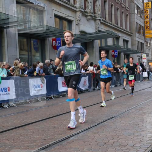13.09.2026 - 21. swb-Marathon Bremen Strokosch-Dieckow http://msf.ph/oto/10313776 13.09.2026 13:15:30 Ziel 145, 982, 1033, 1955, 2733, 3119, 3149, 3422, 3536, 3689, 3836, 3991, 4573, 4823, 5430, 5474, 5533, 5588, 5913, 6162, 6481, 6515, 7307, 7413, 9029, 9122, 9278, 9475, 9777, 13149, 13249, 1445, 1664, 3346, 3357, 3743, 4111, 4212, 4646, 4653, 4663, 5003, 5149, 5385, 6011, 6162, 6526, 6773, 6902, 7203, 7291, 7346, 7497, 7515, 7717, 7730, 7992, 8086, 8254, 8255, 9253, 9391, 9483, 13137, 13139 meine-sportfotos.de