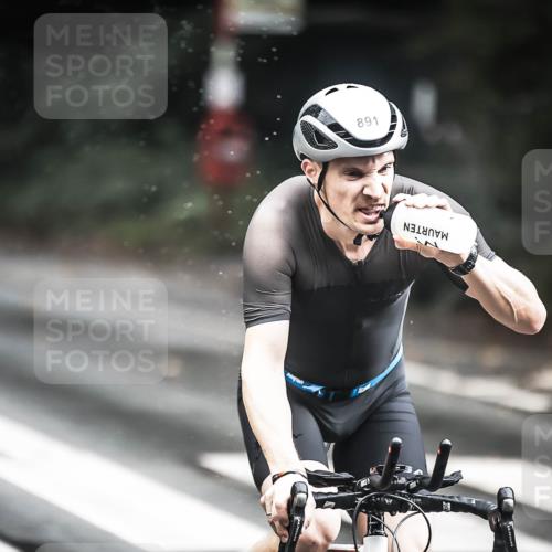 13.09.2026 - Stadtparktriathlon H.Heesch http://msf.ph/oto/10313784 13.09.2026 11:48:24 Radfahren 739, 842, 891, 897 meine-sportfotos.de