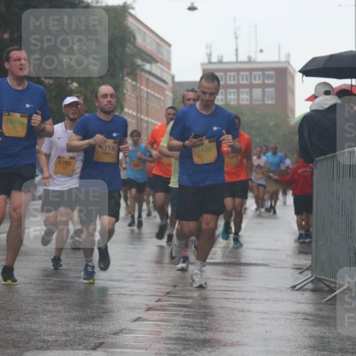 13.09.2026 - Kiel Lauf Markus Tischler http://msf.ph/oto/10313789 13.09.2026 10:41:28 Fleethörn 10450, 245, 1780, 4718, 3132, 12778 meine-sportfotos.de