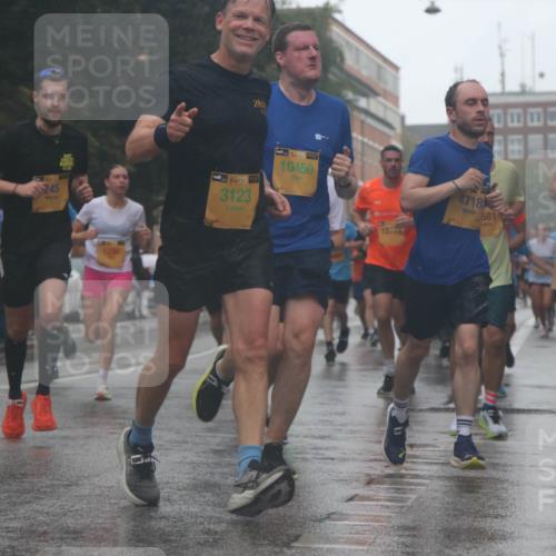13.09.2026 - Kiel Lauf Markus Tischler http://msf.ph/oto/10313798 13.09.2026 10:41:29 Fleethörn 245, 38, 3123, 38, 10450, 127, 4718, 681, 38, 132 meine-sportfotos.de