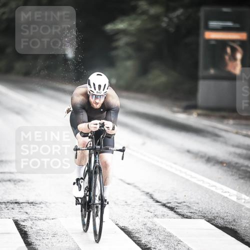 13.09.2026 - Stadtparktriathlon H.Heesch http://msf.ph/oto/10313802 13.09.2026 11:48:26 Radfahren 842, 884, 891, 897 meine-sportfotos.de