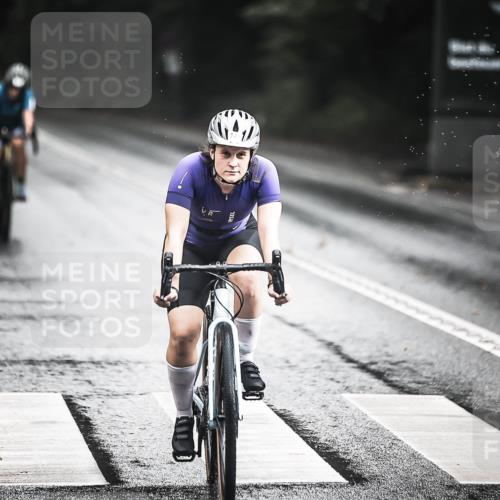13.09.2026 - Stadtparktriathlon H.Heesch http://msf.ph/oto/10313828 13.09.2026 11:48:33 Radfahren 741, 748, 757, 774, 842, 884 meine-sportfotos.de