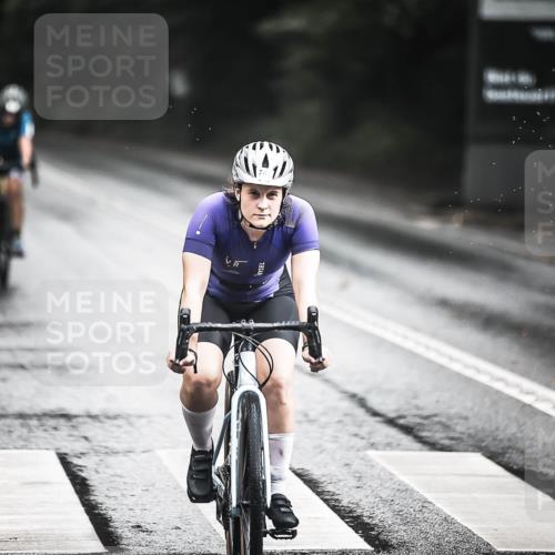 13.09.2026 - Stadtparktriathlon H.Heesch http://msf.ph/oto/10313833 13.09.2026 11:48:33 Radfahren 741, 748, 757, 774, 842, 884 meine-sportfotos.de