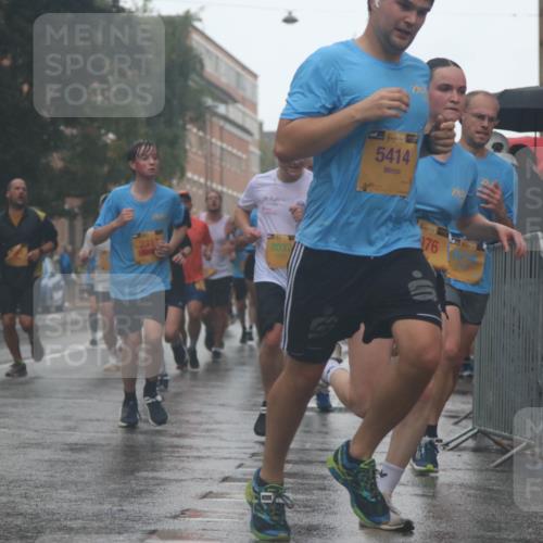 13.09.2026 - Kiel Lauf Markus Tischler http://msf.ph/oto/10313847 13.09.2026 10:41:33 Fleethörn 1, 39, 5414, 8037, 38, 76 meine-sportfotos.de