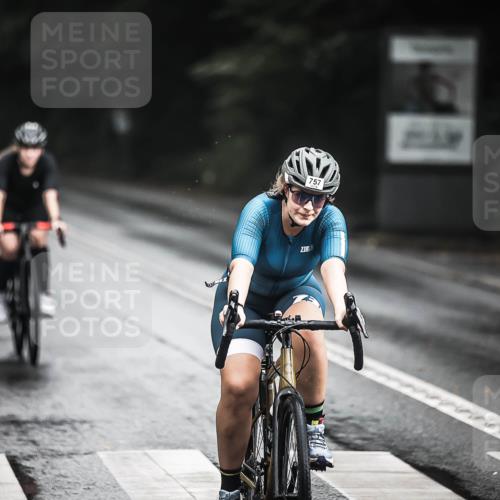 13.09.2026 - Stadtparktriathlon H.Heesch http://msf.ph/oto/10313849 13.09.2026 11:48:36 Radfahren 737, 741, 748, 757, 774, 825, 884 meine-sportfotos.de