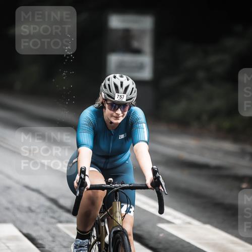 13.09.2026 - Stadtparktriathlon H.Heesch http://msf.ph/oto/10313865 13.09.2026 11:48:36 Radfahren 737, 741, 748, 757, 774, 825, 884 meine-sportfotos.de