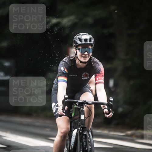 13.09.2026 - Stadtparktriathlon H.Heesch http://msf.ph/oto/10313868 13.09.2026 12:56:20 Radfahren 1154, 1191, 1260, 1268, 1275, 1426 meine-sportfotos.de