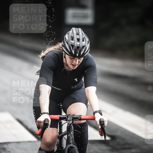 13.09.2026 - Stadtparktriathlon H.Heesch http://msf.ph/oto/10313901 13.09.2026 11:48:38 Radfahren 737, 741, 748, 757, 766, 774, 825, 884 meine-sportfotos.de