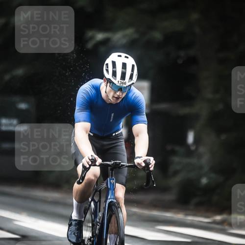 13.09.2026 - Stadtparktriathlon H.Heesch http://msf.ph/oto/10313989 13.09.2026 12:56:30 Radfahren 1156, 1164, 1192, 1202, 1208, 1253, 1366, 1389 meine-sportfotos.de