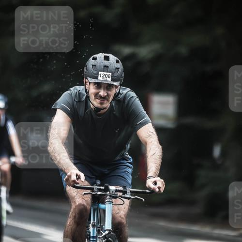 13.09.2026 - Stadtparktriathlon H.Heesch http://msf.ph/oto/10314011 13.09.2026 12:56:31 Radfahren 1156, 1164, 1192, 1202, 1208, 1253, 1271, 1366, 1389 meine-sportfotos.de