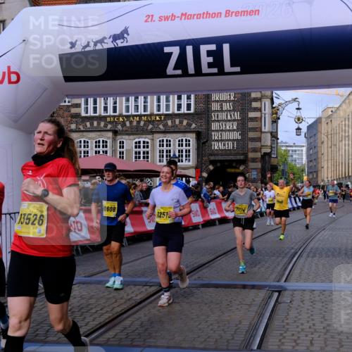13.09.2026 - 21. swb-Marathon Bremen Tim E. http://msf.ph/oto/10314019 13.09.2026 10:54:57 Ziel 10067, 10146, 10410, 10589, 10608, 10704, 10765, 11039, 11040, 11174, 11389, 11569, 11593, 11874, 12038, 12467, 12519, 12800, 13526 meine-sportfotos.de