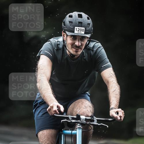 13.09.2026 - Stadtparktriathlon H.Heesch http://msf.ph/oto/10314021 13.09.2026 12:56:31 Radfahren 1156, 1164, 1192, 1202, 1208, 1253, 1271, 1366, 1389 meine-sportfotos.de