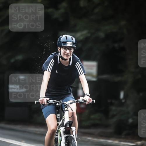 13.09.2026 - Stadtparktriathlon H.Heesch http://msf.ph/oto/10314042 13.09.2026 12:56:32 Radfahren 1156, 1164, 1192, 1202, 1208, 1253, 1271, 1366, 1389 meine-sportfotos.de