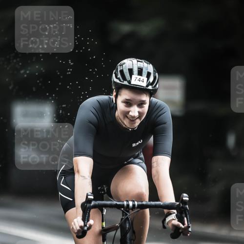 13.09.2026 - Stadtparktriathlon H.Heesch http://msf.ph/oto/10314090 13.09.2026 11:49:09 Radfahren 743, 744, 862, 892, 899, 927 meine-sportfotos.de