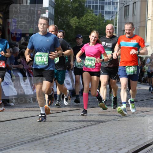 13.09.2026 - 21. swb-Marathon Bremen Strokosch-Dieckow http://msf.ph/oto/10314104 13.09.2026 13:24:23 Ziel 102, 342, 776, 909, 1199, 2210, 2370, 2517, 2967, 3044, 3372, 5012, 5104, 5146, 5208, 5257, 5397, 5481, 5623, 6105, 6772, 7059, 7094, 7105, 7357, 7761, 8051, 8052, 8082, 8179, 9087, 10059, 13007, 13197, 13219, 789, 790, 1582, 3375, 3524, 3994, 5572, 5668, 5669, 5953, 6080, 7568, 8310, 8636, 8784, 8881, 9264, 9573, 9676, 10069, 10071, 10097 meine-sportfotos.de