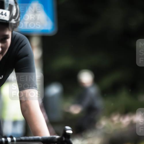 13.09.2026 - Stadtparktriathlon H.Heesch http://msf.ph/oto/10314113 13.09.2026 11:49:09 Radfahren 743, 744, 862, 892, 899, 927 meine-sportfotos.de