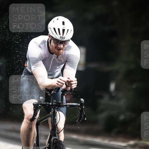 13.09.2026 - Stadtparktriathlon H.Heesch http://msf.ph/oto/10314144 13.09.2026 11:49:14 Radfahren 744, 892 meine-sportfotos.de