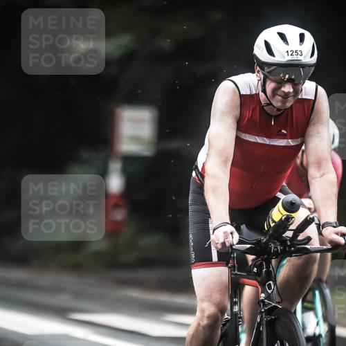 13.09.2026 - Stadtparktriathlon H.Heesch http://msf.ph/oto/10314146 13.09.2026 12:56:37 Radfahren 1123, 1156, 1164, 1202, 1241, 1253, 1271, 1389, 1427 meine-sportfotos.de