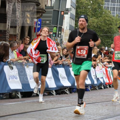 13.09.2026 - 21. swb-Marathon Bremen Strokosch-Dieckow http://msf.ph/oto/10314194 13.09.2026 13:05:45 Ziel 439, 3242, 3271, 3365, 4025, 5092, 5199, 5725, 6579, 7141, 9273, 1017, 1745, 3520, 4157, 4712, 6025, 6058, 7399, 8334, 8706, 8877, 8973, 9010, 9918 meine-sportfotos.de