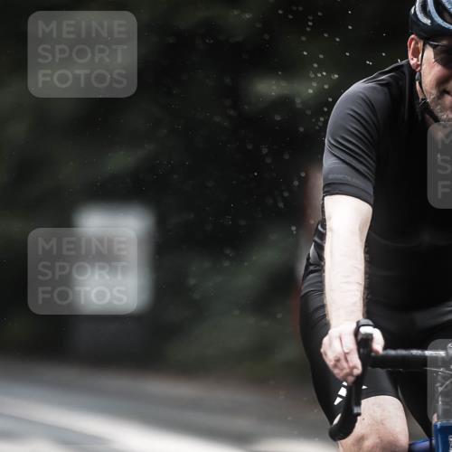 13.09.2026 - Stadtparktriathlon H.Heesch http://msf.ph/oto/10314199 13.09.2026 12:56:38 Radfahren 1123, 1156, 1176, 1202, 1241, 1253, 1271, 1389, 1427 meine-sportfotos.de