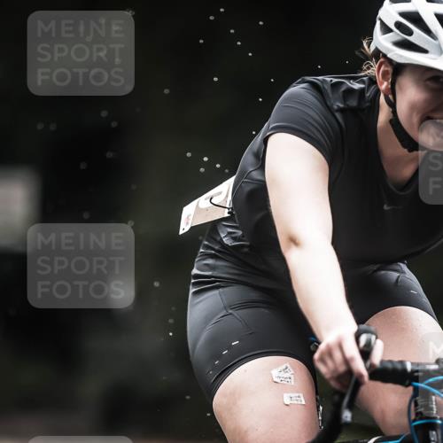 13.09.2026 - Stadtparktriathlon H.Heesch http://msf.ph/oto/10314231 13.09.2026 11:49:22 Radfahren 732, 770, 879 meine-sportfotos.de