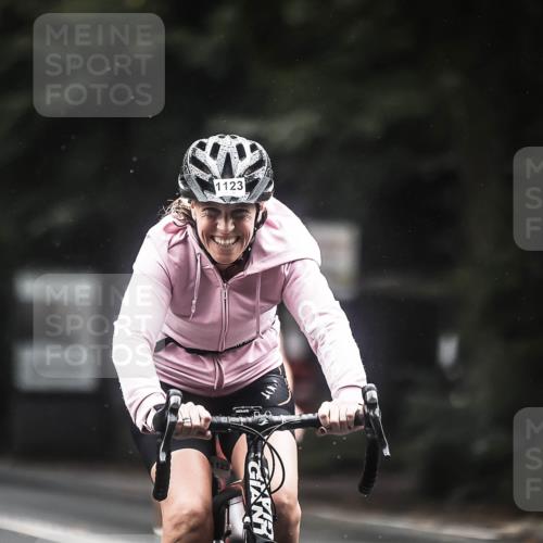 13.09.2026 - Stadtparktriathlon H.Heesch http://msf.ph/oto/10314237 13.09.2026 12:56:40 Radfahren 1105, 1123, 1156, 1176, 1241, 1253, 1271, 1389, 1427 meine-sportfotos.de