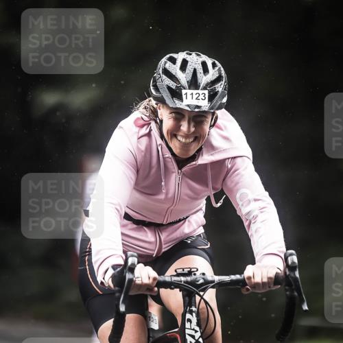 13.09.2026 - Stadtparktriathlon H.Heesch http://msf.ph/oto/10314248 13.09.2026 12:56:40 Radfahren 1105, 1123, 1156, 1176, 1241, 1253, 1271, 1389, 1427 meine-sportfotos.de