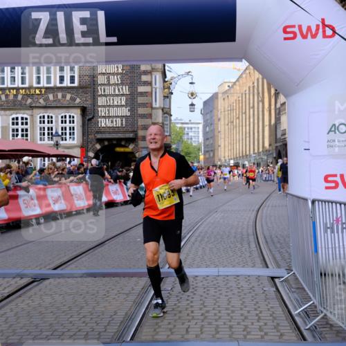 13.09.2026 - 21. swb-Marathon Bremen Tim E. http://msf.ph/oto/10314324 13.09.2026 10:55:05 Ziel 10589, 10608, 10646, 10704, 10901, 11040, 11174, 11569, 11874, 11889, 12313, 12519, 12800, 13526, 13592 meine-sportfotos.de