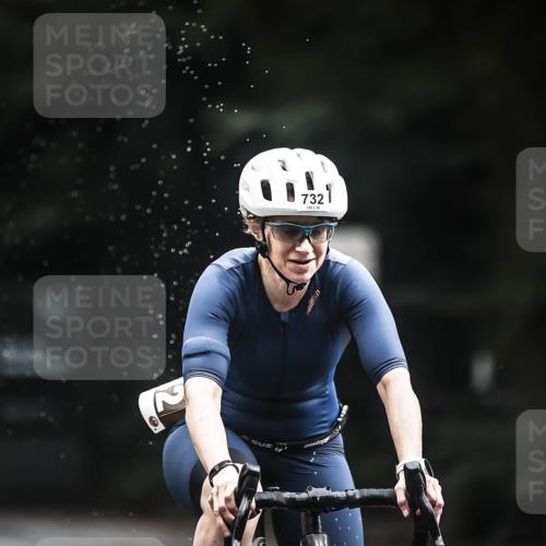 13.09.2026 - Stadtparktriathlon H.Heesch http://msf.ph/oto/10314327 13.09.2026 11:49:27 Radfahren 732, 770, 810, 879 meine-sportfotos.de